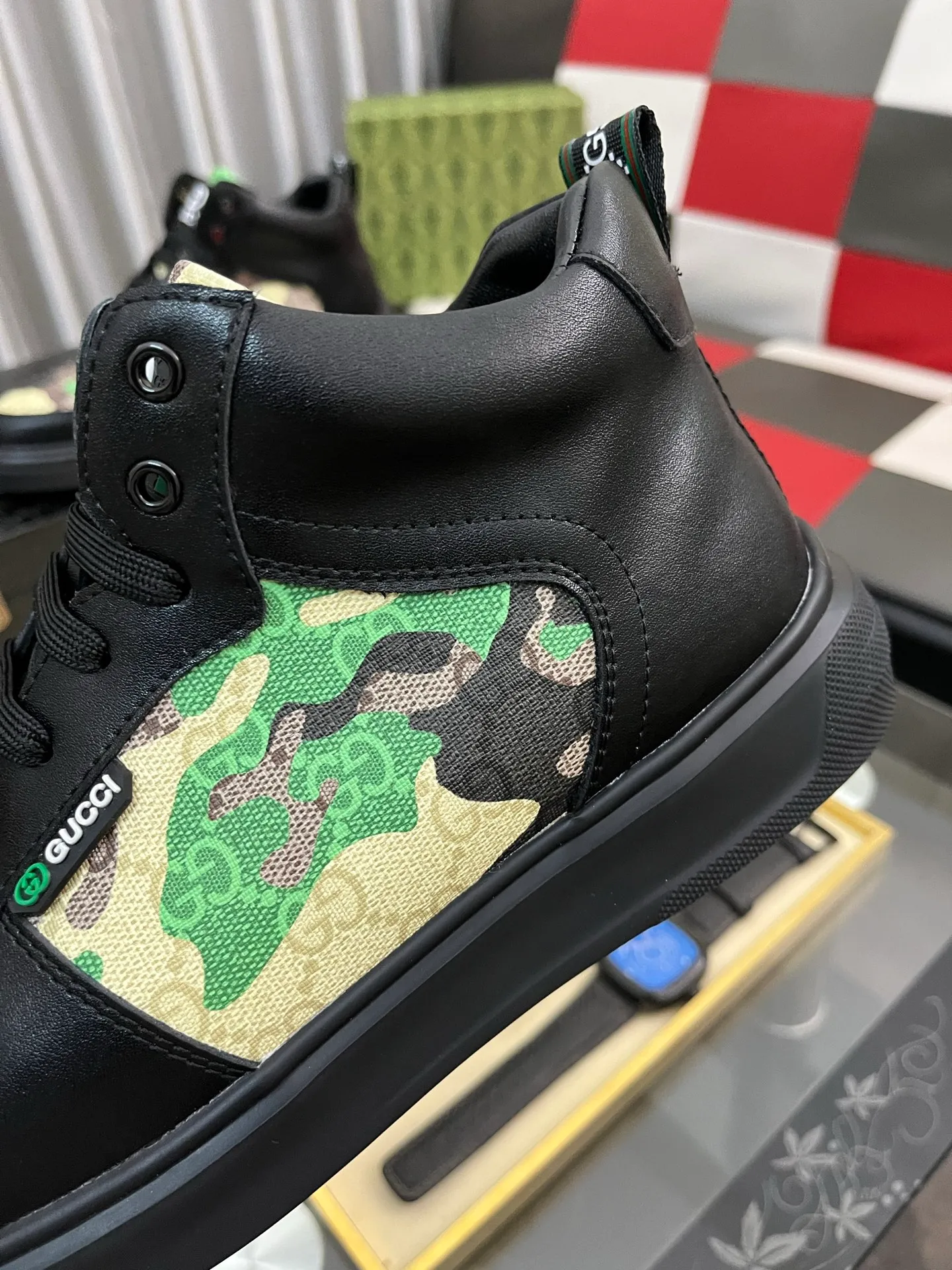 Men's shoes💰: 420⌚️⌚️[GUCCI sheepskin lining] Men's classic Gucci high-top casual shoes, original quality💯The upper is made of imported Italian cowhide and sheepskin lining, with fine workmanship and high-end atmosphere. Has a fashionable and exemplary look. Original rubber wear-resistant outsole. Code number: 38-44